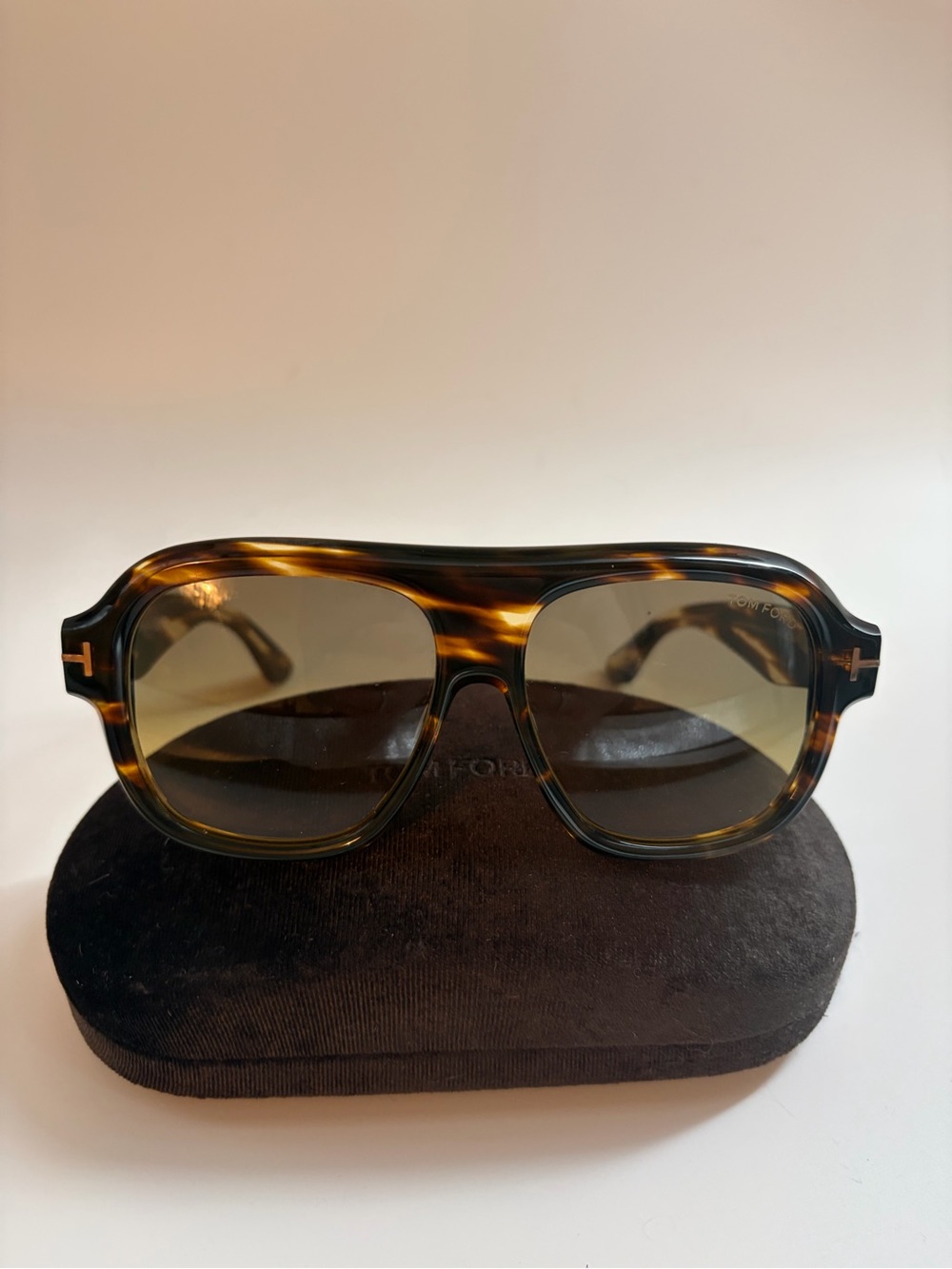 Tom Ford Rhonda Tortoiseshell Havana Smoke Pilot Sunglasses New $620 2026